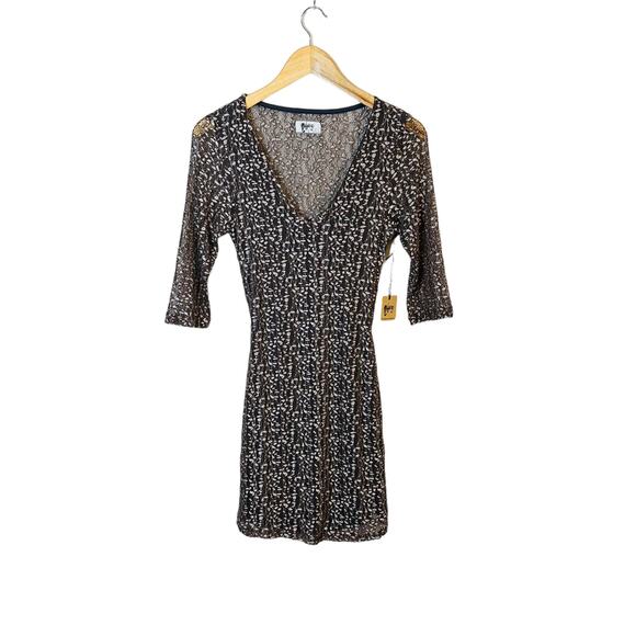 Nightcap by Carisa Rene Brown Cheetah Lace Deep V Neck Bodycon Mini Dress Med - Picture 4 of 11